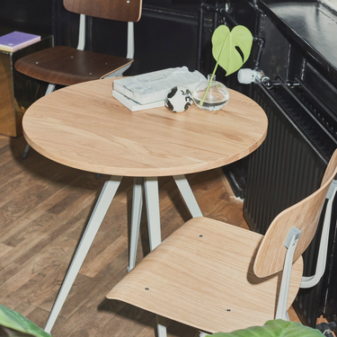 Hay - Pyramid Cafe 21 Table - Round - Steel / Veneer