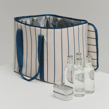 OutdoorMarketCoolerBagMbeigewithbluestriplifestyle2