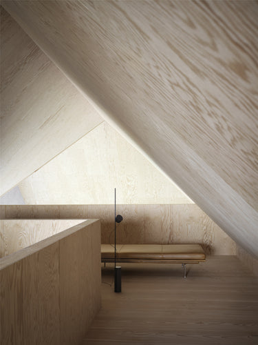 Muuto - Outline Day Bed - Aluminium or Black Legs - Various Fabrics