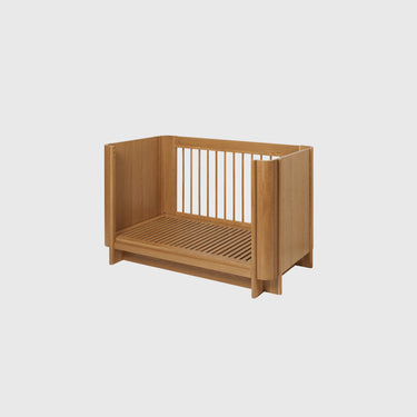 Ferm Living - Tilu Baby Cot - Natural Oak
