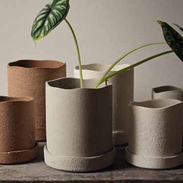 Ferm Living - Uneru Pot - Large - Brown
