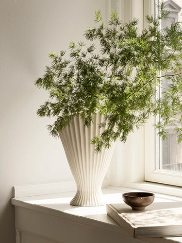 Ferm  Living - Fountain Vase - Off White