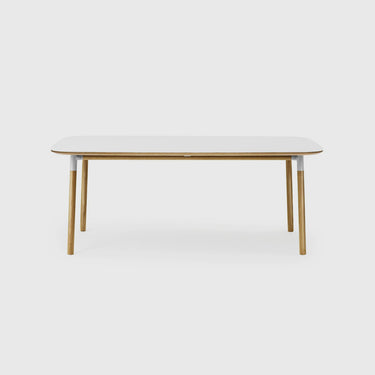 White Laminate / Oak